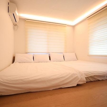 Huayuanhouse Hq In Hongdae Hotel Szöul Kültér fotó