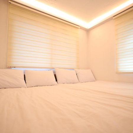Huayuanhouse Hq In Hongdae Hotel Szöul Kültér fotó