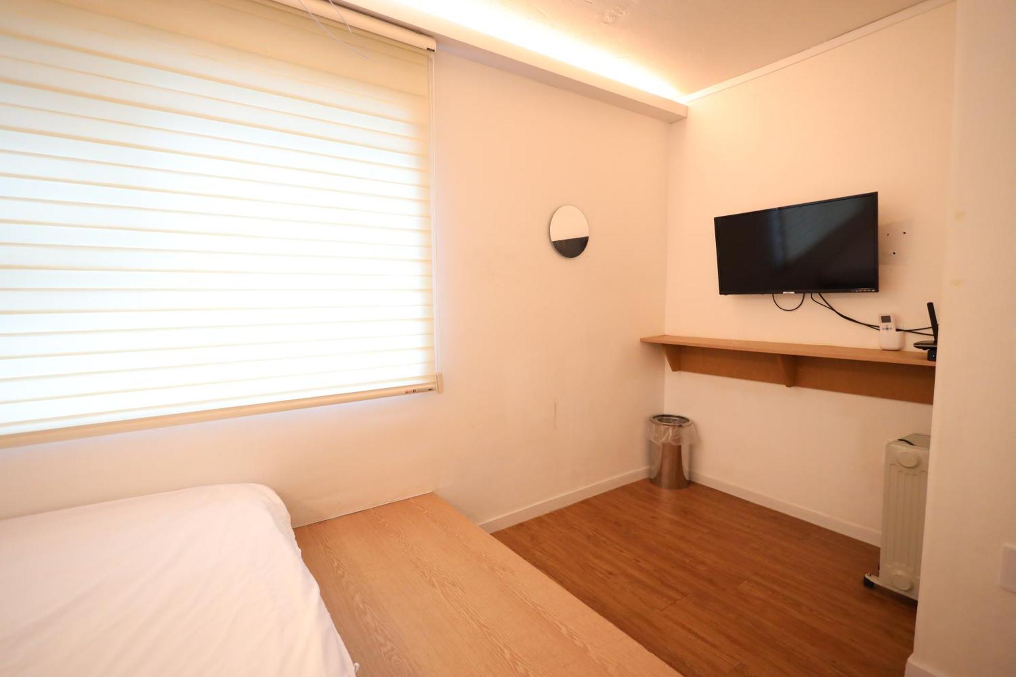 Huayuanhouse Hq In Hongdae Hotel Szöul Kültér fotó